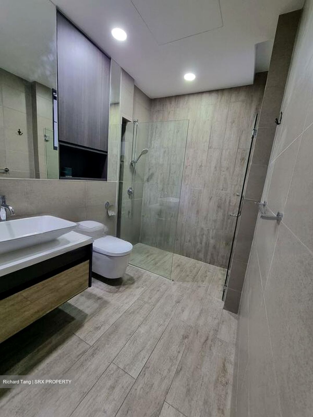 Three 11 (D20), Apartment #461402351